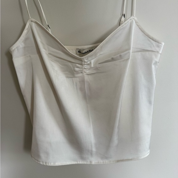Ambercrombie White tie Spaghetti Strap Top - Picture 5 of 6